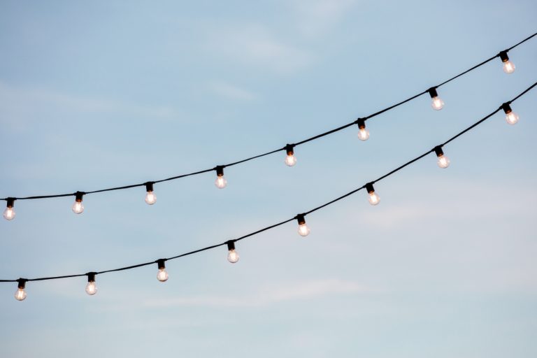 Mr Festoon Lights - Outdoor Commercial Festoon Lighting